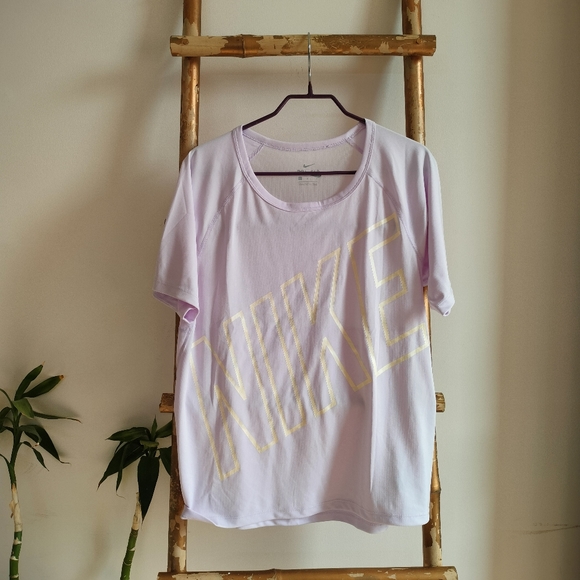 Nike Original Lavender T-Shirt - Picture 7 of 15